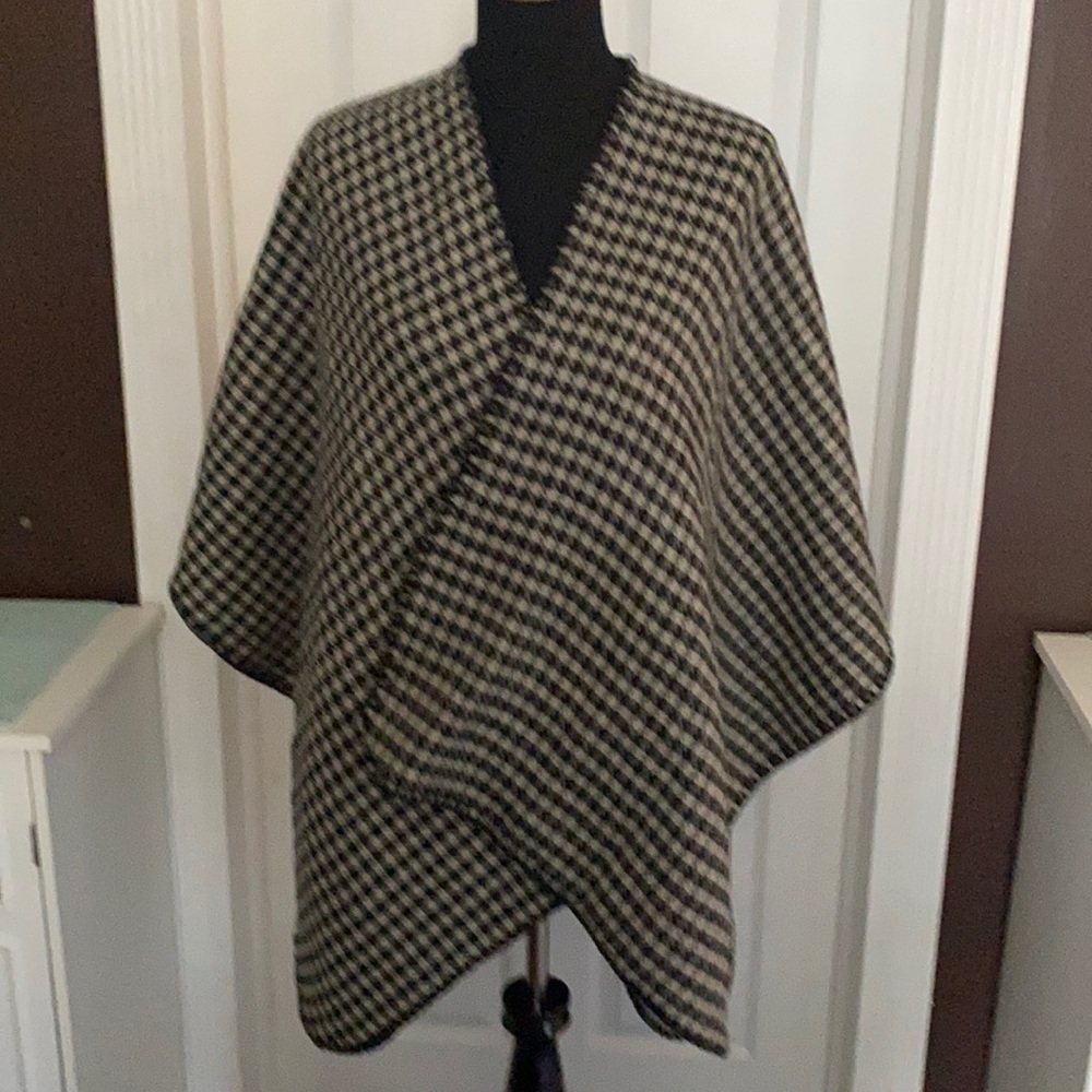 Apt 9 Wrap Jacket Reversible Ruana Houndstooth Plaid NWT - Picture 2 of 6